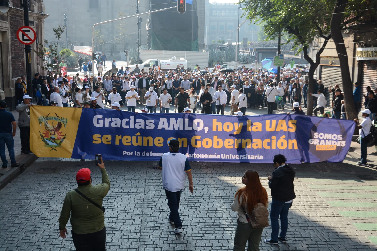 ¡respaldo Total Universitarios Arriban A La Segob Manifestando Su